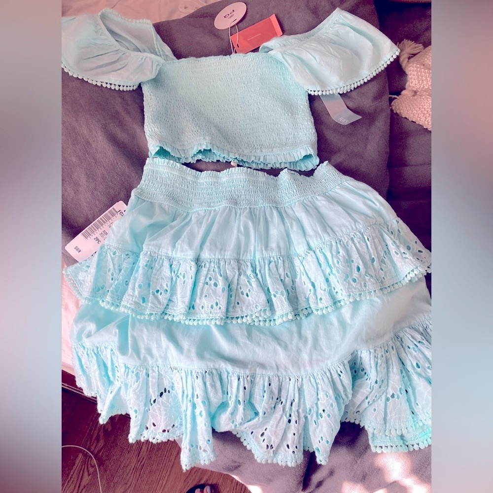 New with Tags womens XS/S Blue Eyelet top and skirt retail $178 selling for $75